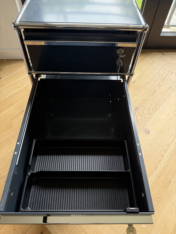 Image 1 of USM Haller Rollcontainer (3 Drawer)