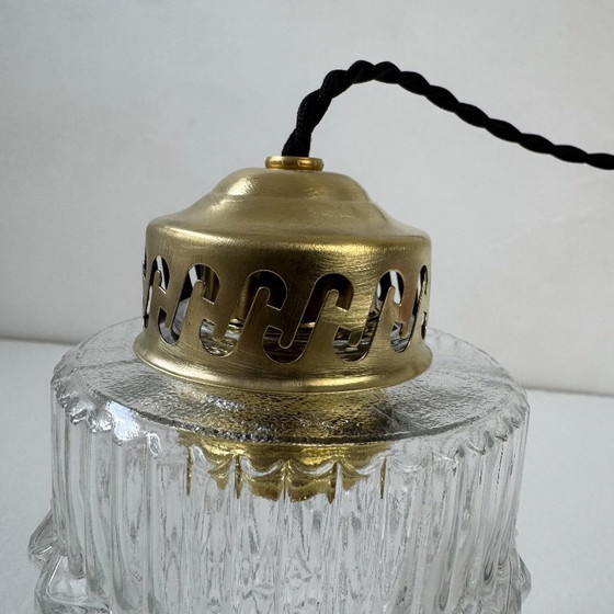 PAIR OF VINTAGE GLASS PENDANTS – Pendant lamps (photo 5 of 8)