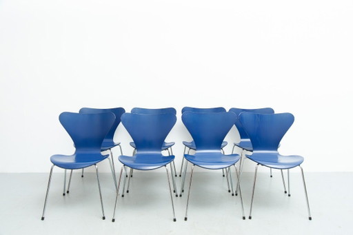Otto sedie della serie 7 disegnate da Arne Jacobsen per Fritz Hansen, anni '50. – eetkamerstoelen, Wood (photo 2 of 24)