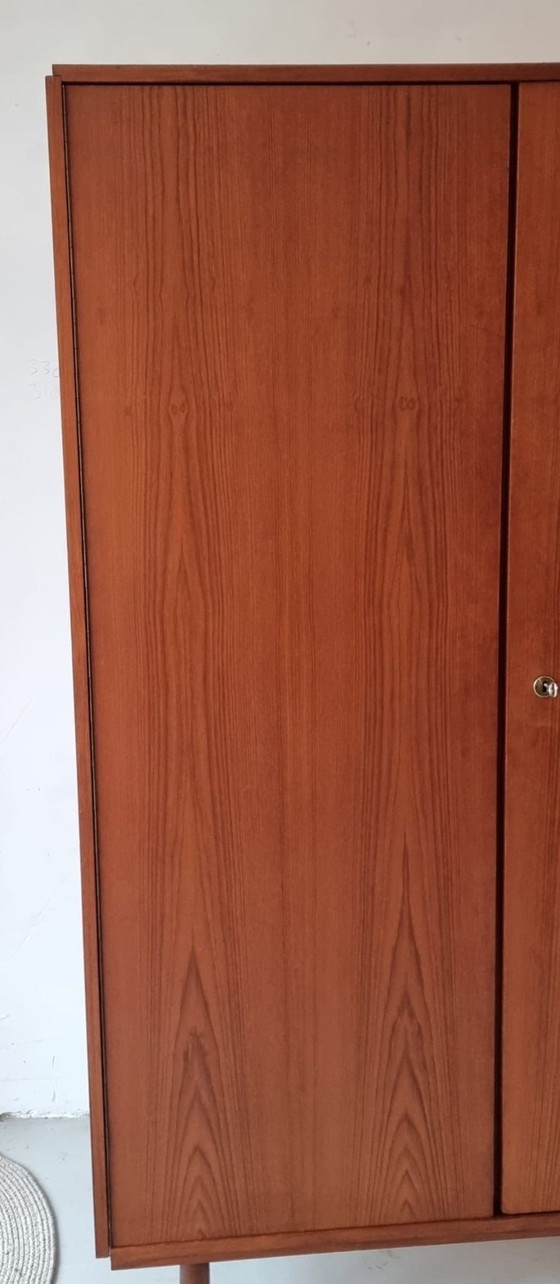 Image 1 of Garderobe aus der Mitte des Jahrhunderts