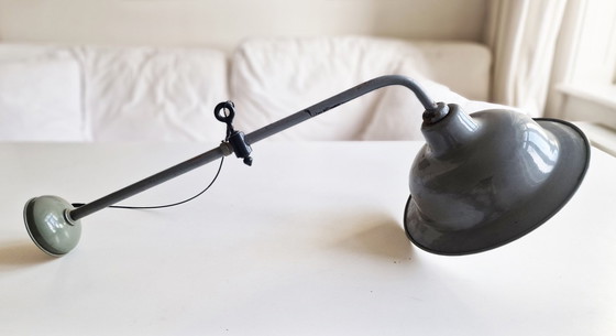 Image 1 of Lampe industrielle vintage rare – Hongrie, vers 1930-1950