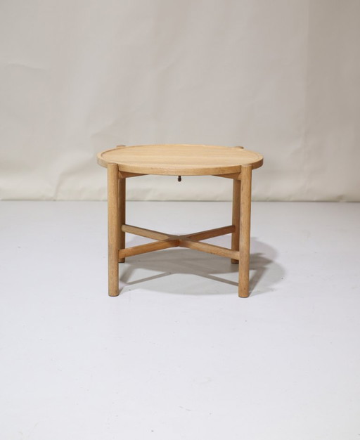 Hans J. Wegner PP35 side table coffee table oak