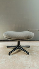 Artifort Poef Harcourt F141