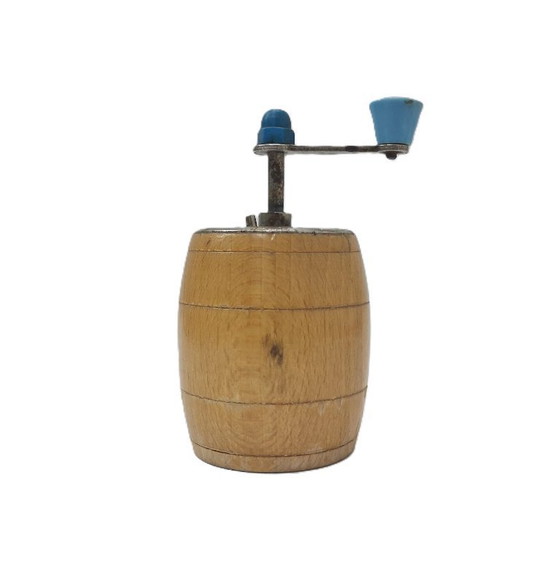 Image 1 of Macinapepe in legno d'epoca