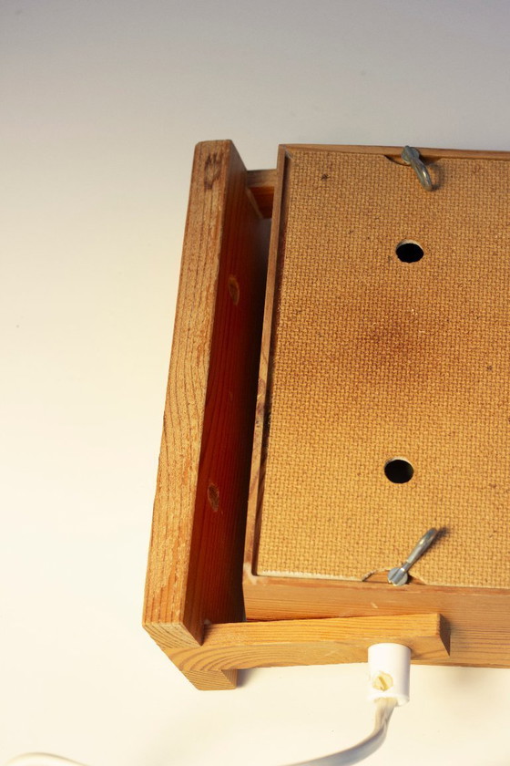 Image 1 of Lámpara de pared de madera de pino - Suecia, década de 1970