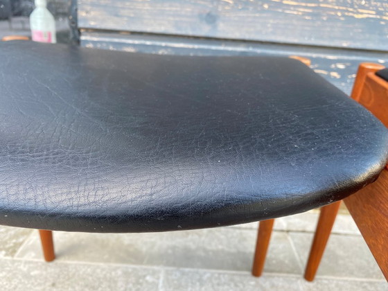 Image 1 of Set di 4 sedie scandinave Johannes Andersen Vamo Sonderborg in teak skai an60 vintage