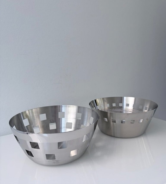 Set di 2 Ciotole di design geometriche vintage in acciaio inossidabile – rvs (photo 4 of 10)