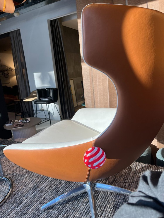 Image 1 of 1x Leolux swivel armchair