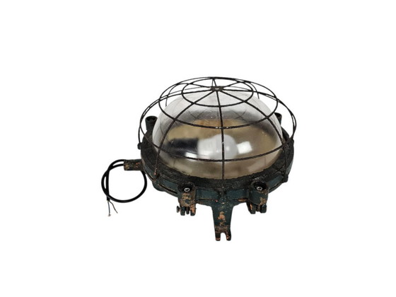 Image 1 of Lampada industriale a gabbia in ghisa - lampada da parete - lampada da esterno - GAL - Francia - anni '50