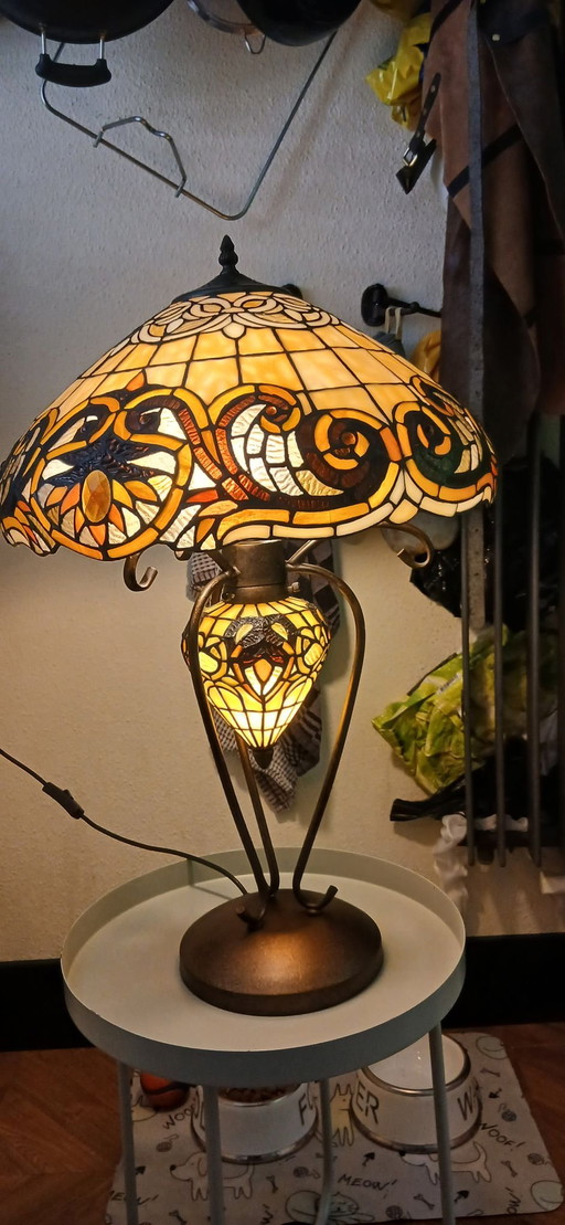 Lampada da tavolo stile Tiffany di Lumi Lamp in condizioni pari al nuovo