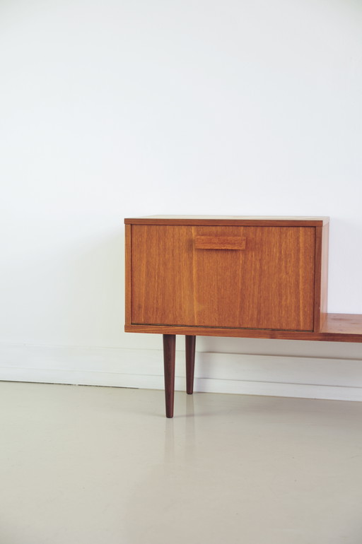 vintage audio of tv meubel
