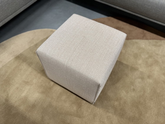 Image 1 of Eyye Kub 47 Poef Milton stof Floral 