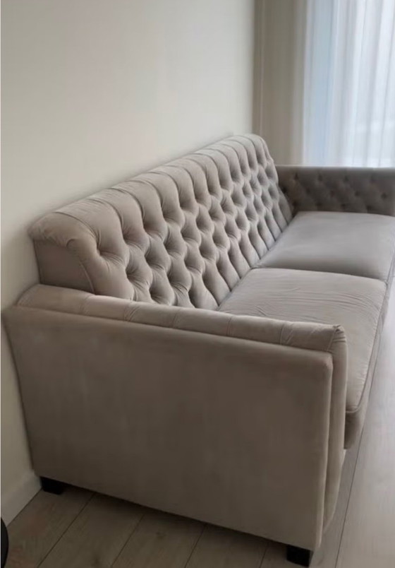 Luxury Urban Sofa - As Good As New!! – 3-5 seaters, Velvet (photo 2 of 5)