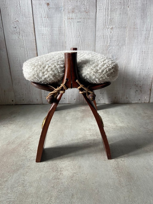 Naturalist stool
