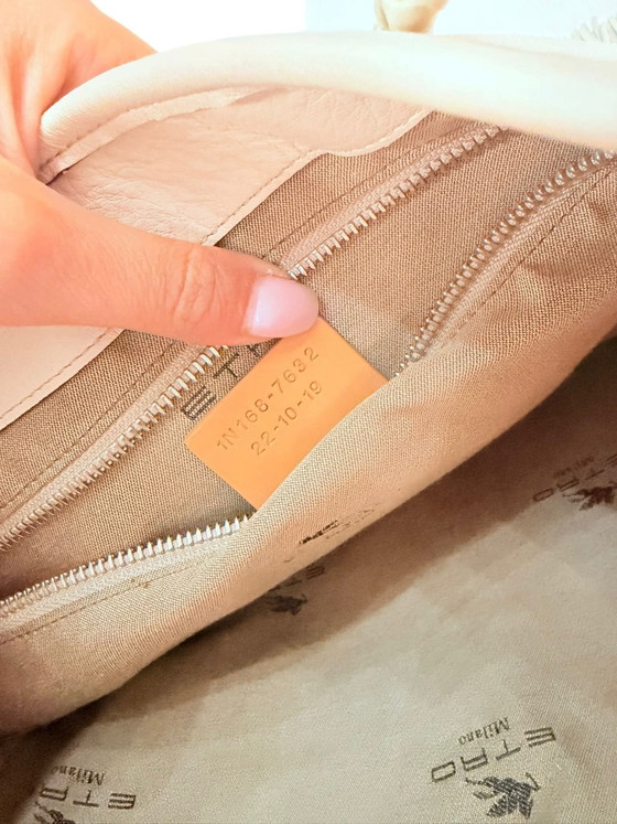 Image 1 of Smalle tas
