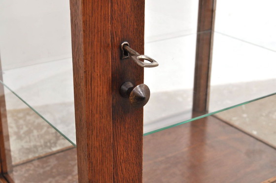 Image 1 of Art deco display case in oak, 1920s