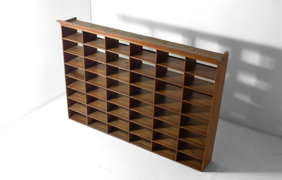 Image 1 of Antique sorting unit