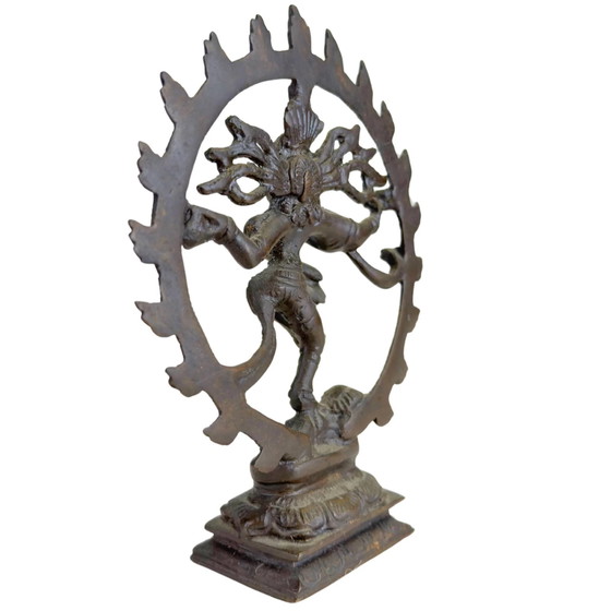 Statua Compatta in Bronzo Shiva Nataraja – Statuetta da Altare Indiana – 14.5 cm – Sculture, Bronze, Brass (photo 6 of 10)
