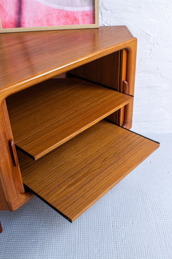 Image 1 of Vintage teakhouten hoekcommode/dressoir/hoekkast, Deens, midden 20e eeuw