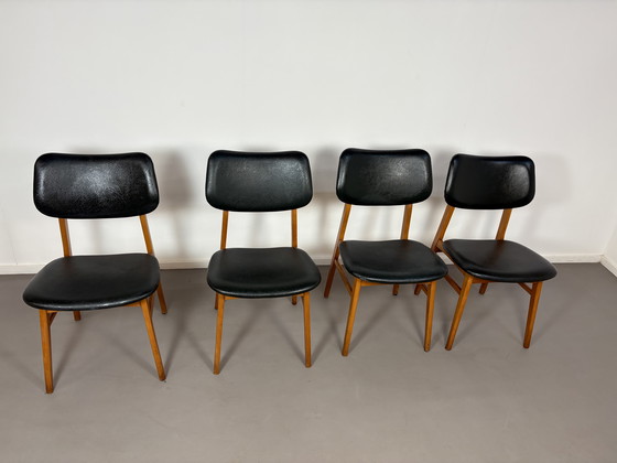 Image 1 of 4 x Beuken met Donkergroene Skai Eetkamer Stoelen 1960’s Möbel DDR