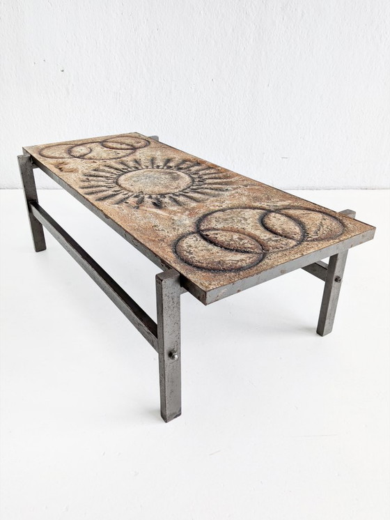 Image 1 of Tavolino da caffè in pietra lavica di François Chaty per Vallauris, anni '60