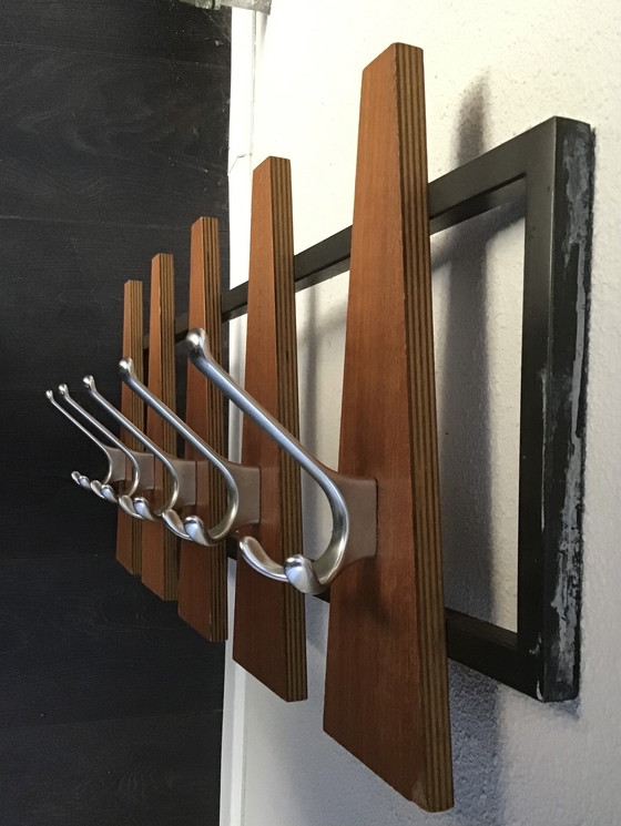 Image 1 of Porte-manteau rétro années 70