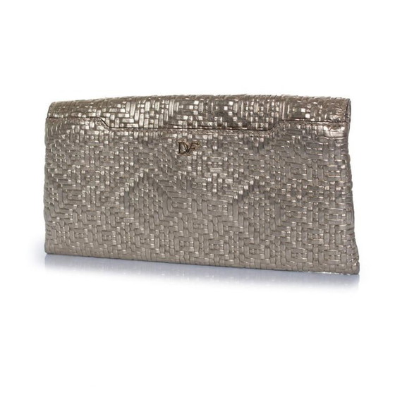 Image 1 of Diane Von Furstenberg, pochette intrecciata dorata