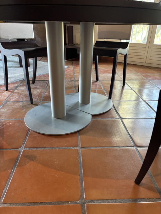 Superbe table ronde 4 chaises 