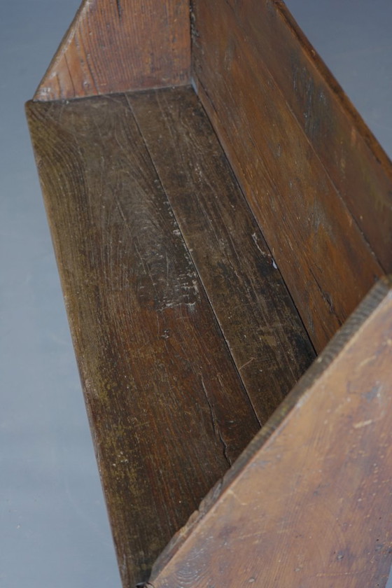 Image 1 of Kleine antike Eichen-Flurbank. Um 18. Jahrhundert.