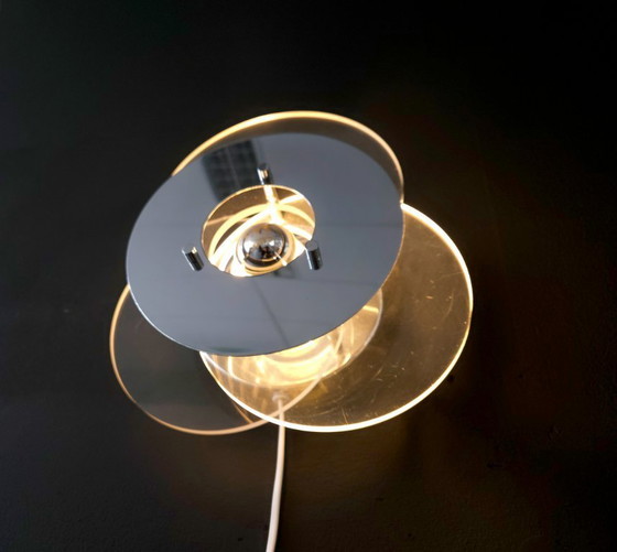 Image 1 of Space age wandlamp met plexiglas en chroom, 70s lamp, vintage wandlamp