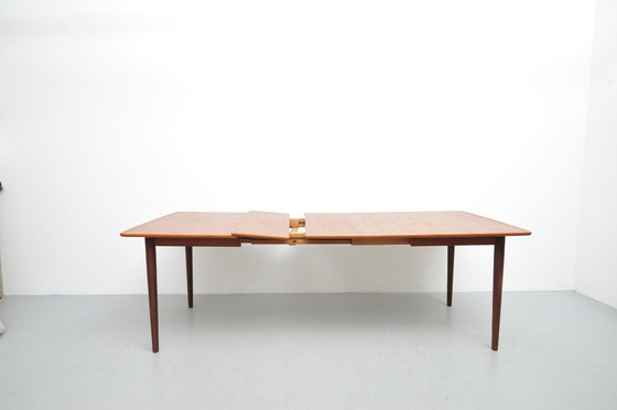 Image 1 of Table de salle à manger en teck (années 1960)