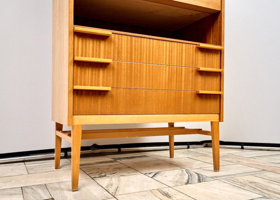 Image 1 of Vintage Highboard van František Mezulánik voor Up Závody, jaren 70, Tsjechoslowakije