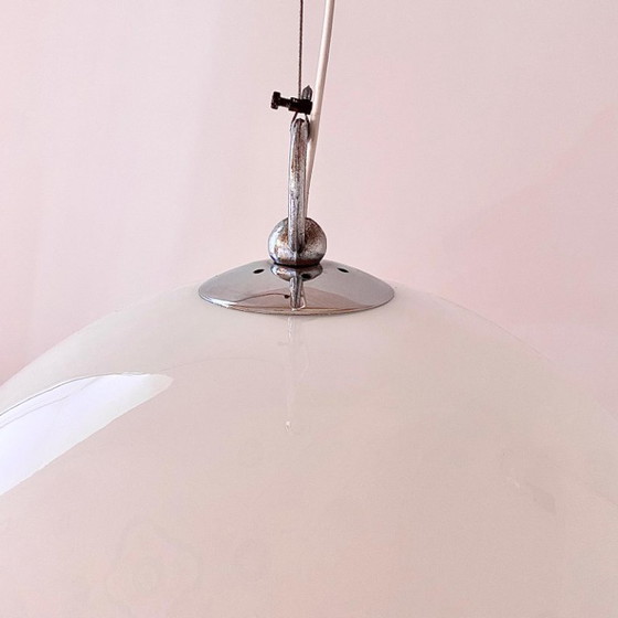 Image 1 of 1x Lámpara colgante de diseño espacial en vidrio y metal, Italia, década de 1960