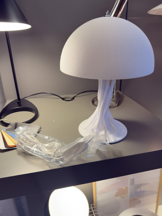 Image 1 of Louis Poulsen Panthella Mini 250 Lampada da tavolo nuova in doos