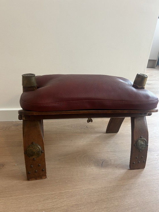Image 1 of Camel footstool vintage red | Perfect condition