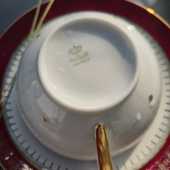 Image 1 of Tasse et soucoupe en porcelaine de Limoges – France, années 50–60