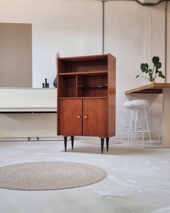 Image 1 of Credenza alta di metà secolo