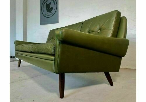 Image 1 of Canapé lounge vintage danois Svend Skipper à 3 places en cuir vert olive