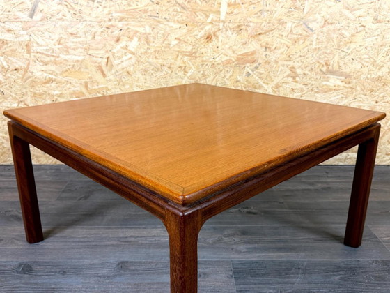 Image 1 of Teakhouten tafel uit de jaren 60/70, bijzettafel, salontafel, Deens design, Denemarken