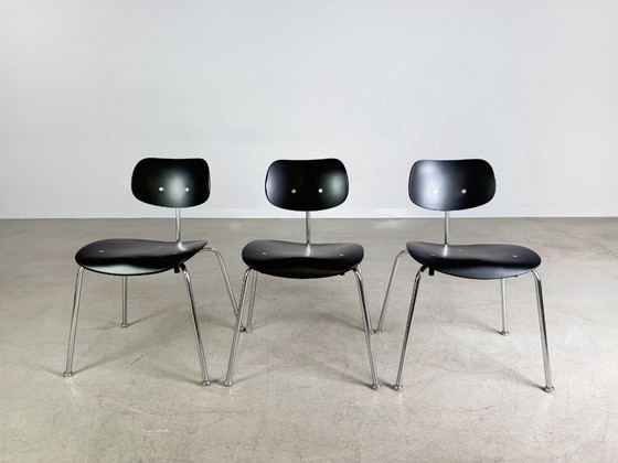 Image 1 of Set of 3 Egon Eiermann SE68 Midcentury chairs Wilde+Spieth black