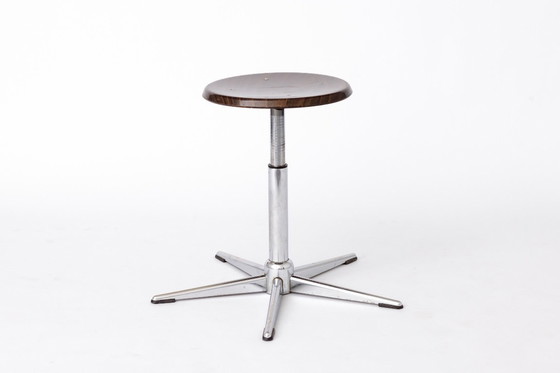 Image 1 of Set of 4 Vintage Industrial Stools 1970s, Chrome Adjustable Stools with Pagholz Seats, Mid Century Stools