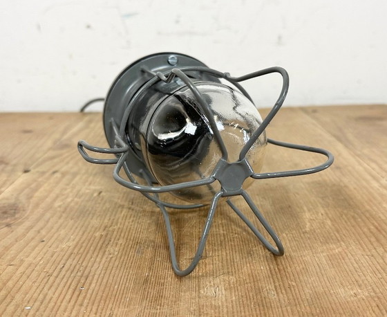 Image 1 of Vintage industriële bakelieten hanglamp, jaren 60