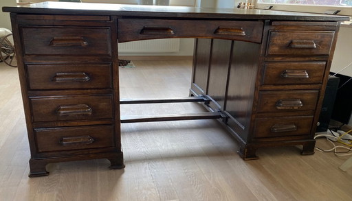 English writing desk