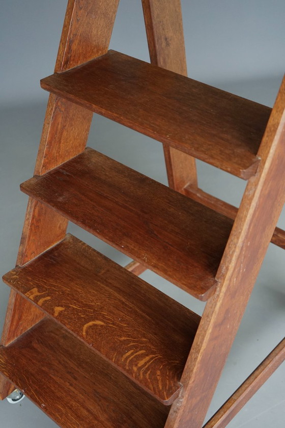 Scaletta da biblioteca vintage in rovere del XX secolo – Oggetti decorativi, Wood (photo 15 of 17)