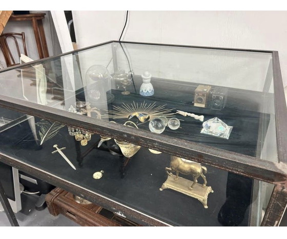 Image 1 of Schöne Vitrine aus Glas und Stahl
