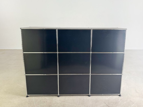 Image 1 of Credenza originale USM Haller 3x3 con cassetti e ripiano, colore nero.