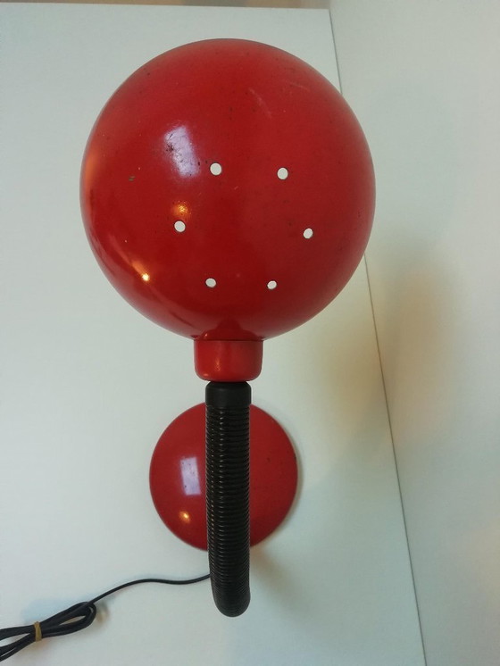 Image 1 of Prachtige, rode vintage bureaulamp van Massive