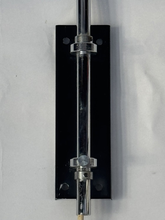 Image 1 of Seltene Herda-Bogenwandleuchte aus Chrom | Weltraumzeitalter | Mid-Century Modern