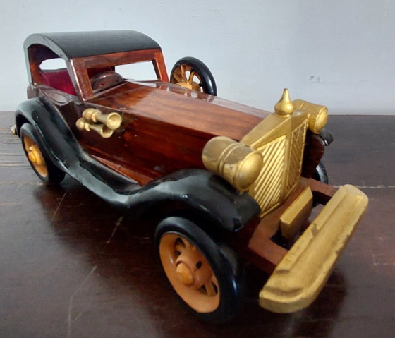 Image 1 of Voitures et camions en bois fabriqués et peints à la main