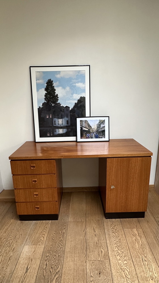 Image 1 of Vintage bureau in mid-century modern stijl - Deens design - retro - Scandinavisch -
